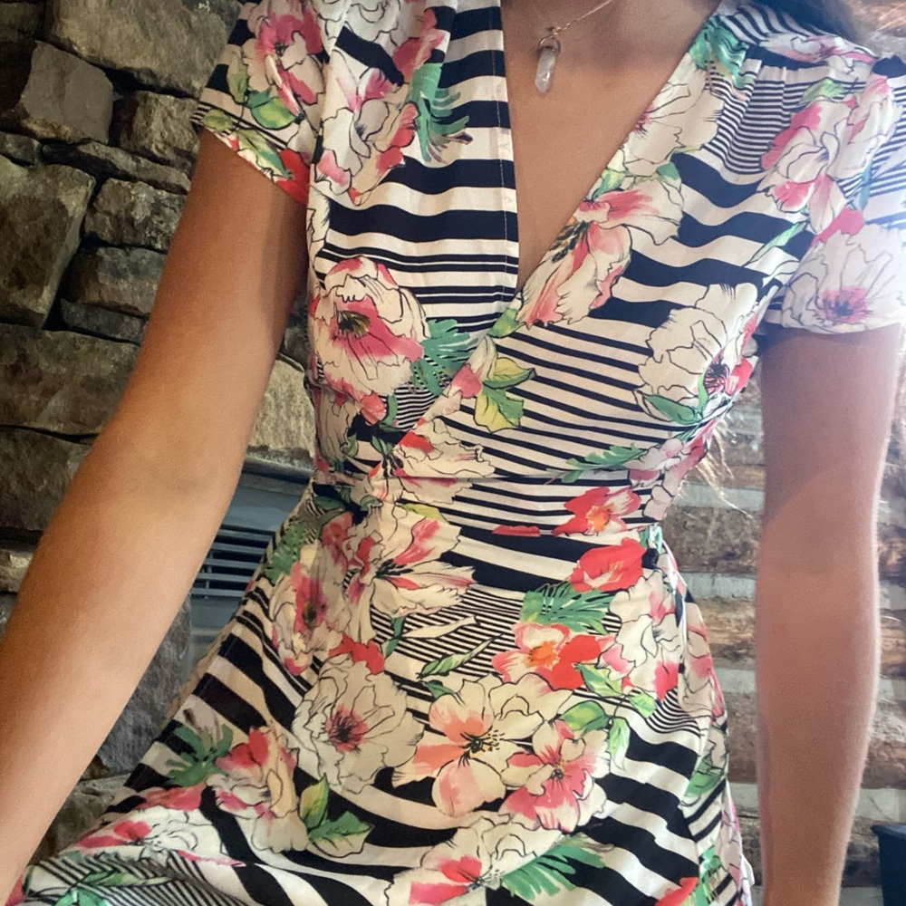 Yumi Kim floral wrap dress!